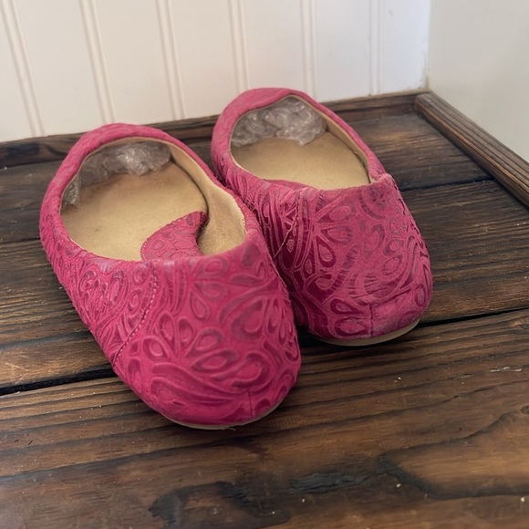 BOC Born Concept Pink Embossed Leather Women's Ballet Flats - Picture 3 of 7